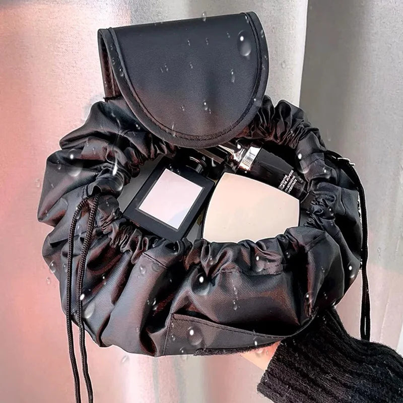 LuxeCosmo Organizer